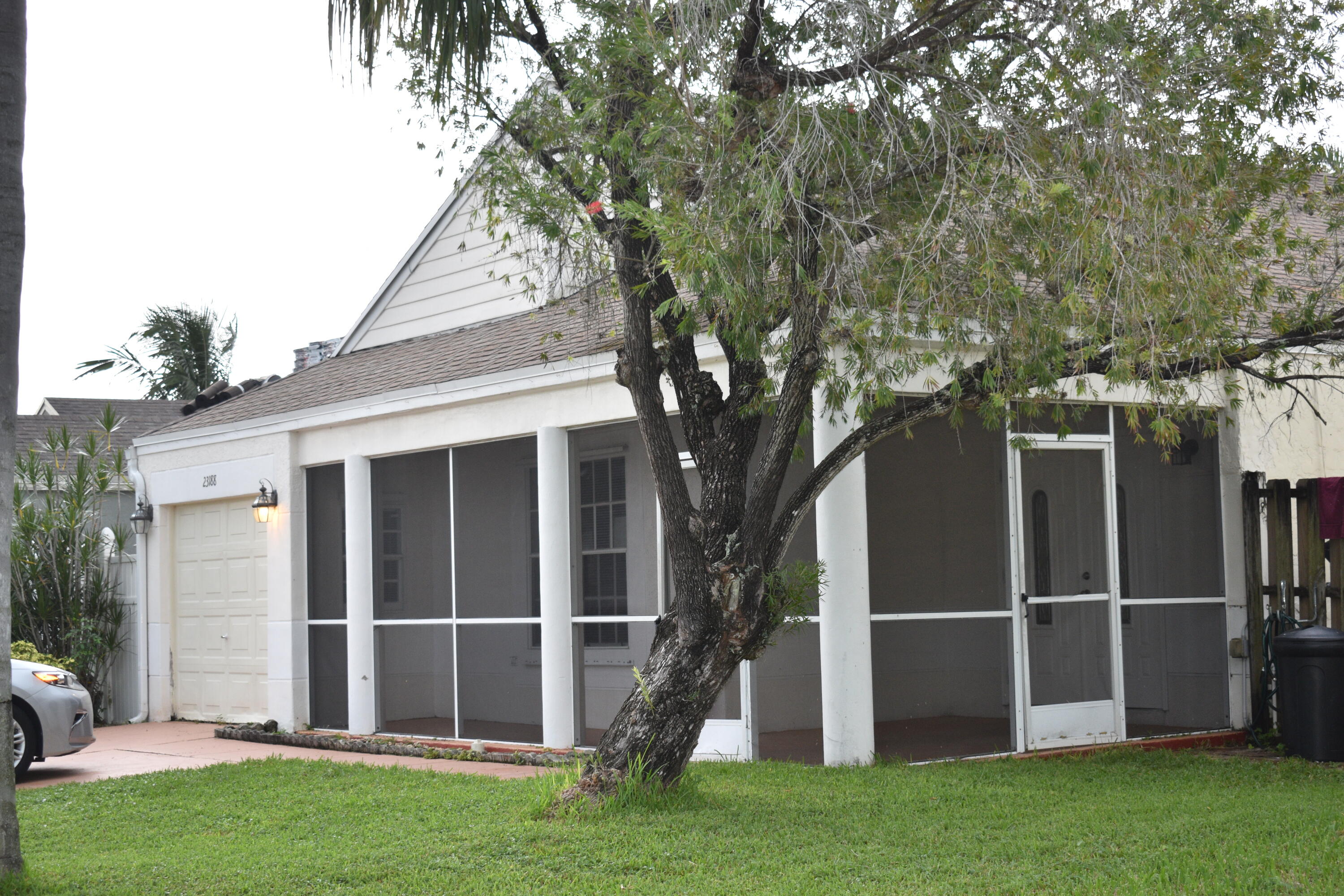 23188 Bentley Place Boca Raton, FL 33433 - Photo 2 of 20 Exterior