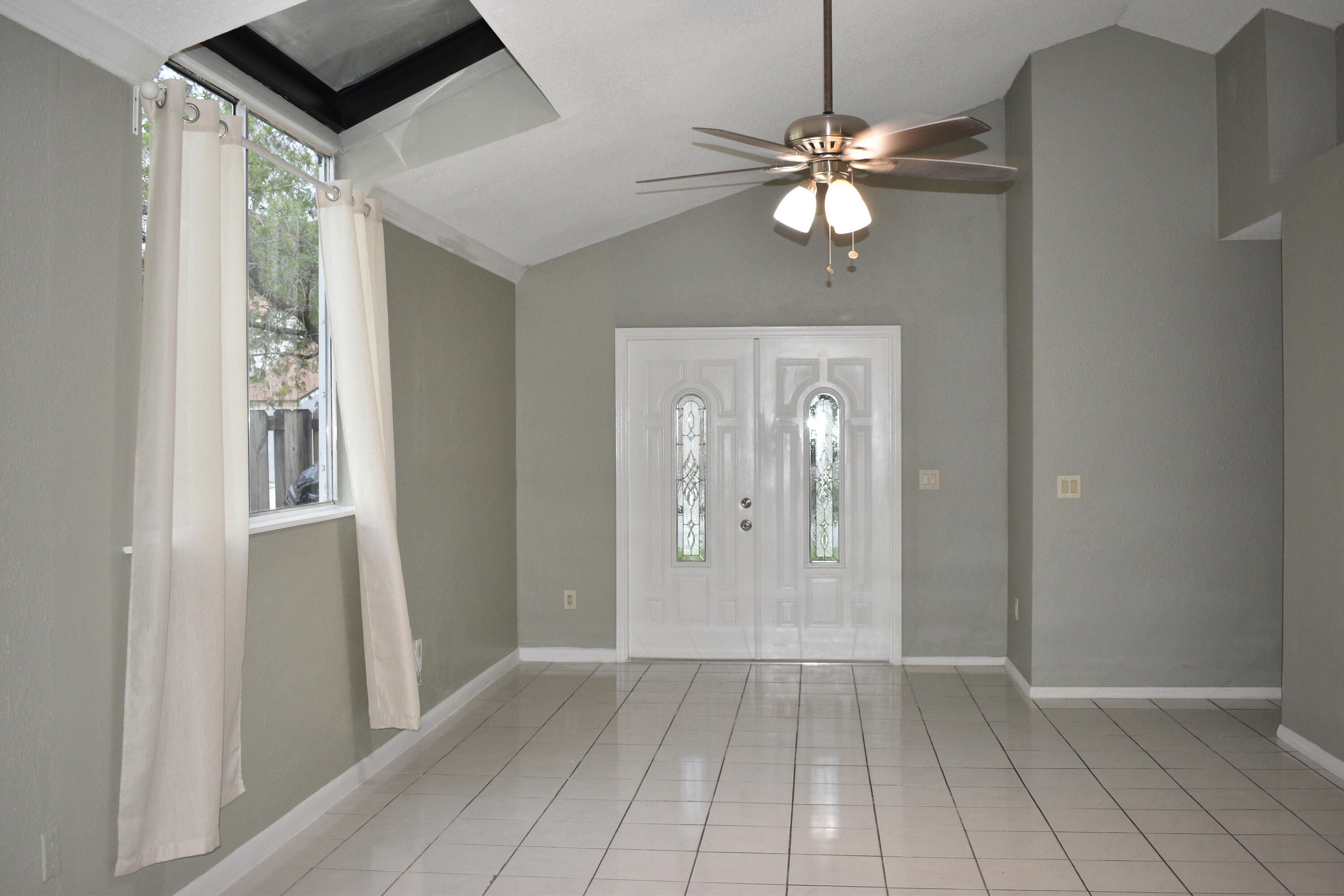 23188 Bentley Place Boca Raton, FL 33433 - Photo 5 of 20 living room