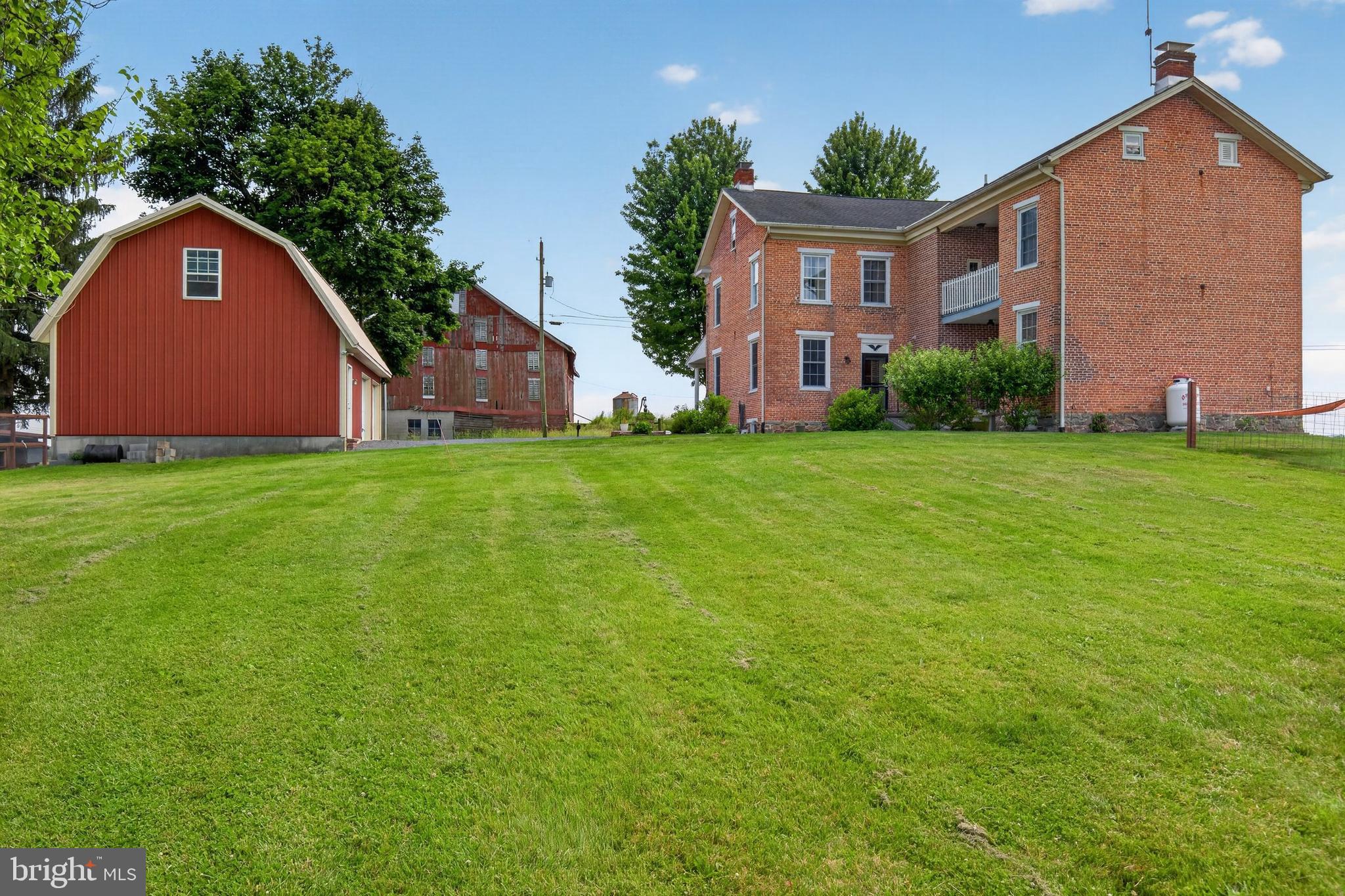 545 Hilltown Road Gettysburg, PA 17325 - Photo 7 of 70