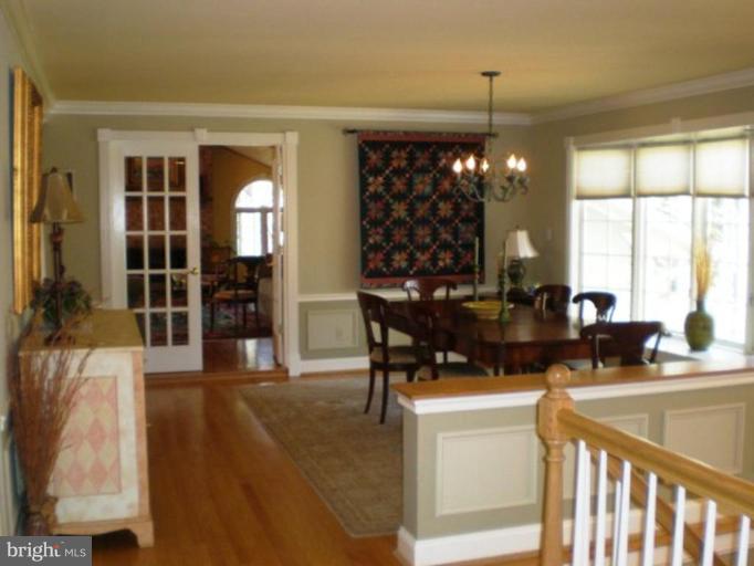 419 Seneca Road Great Falls, VA 22066 - Photo 6 of 30 Dining Room
