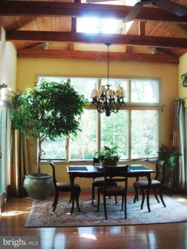 419 Seneca Road Great Falls, VA 22066 - Photo 10 of 30 Breakfast Area