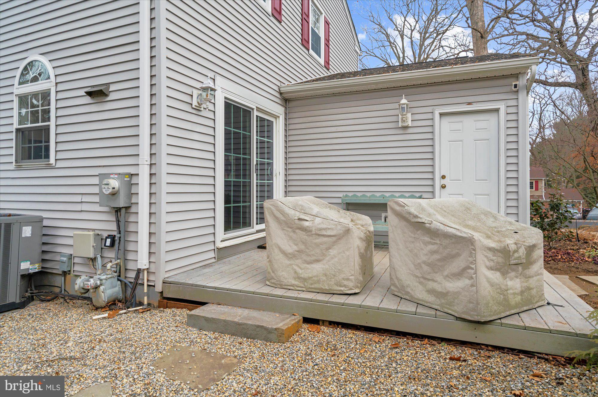 604 Olde Farm Road Media, PA 19063 - Photo 33 of 43 Dining patio off of kitchen