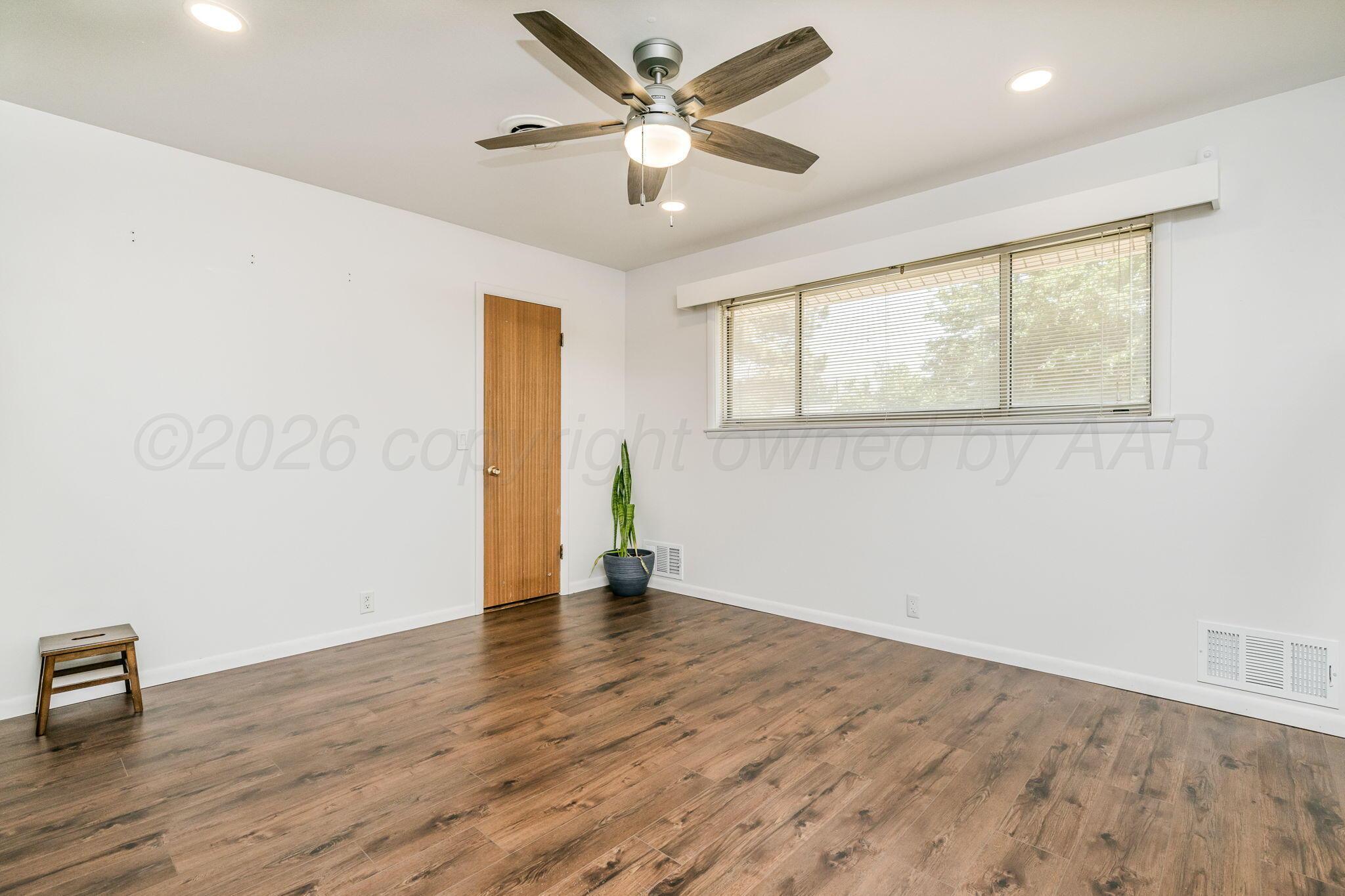 1018 South Bryan Street Amarillo, TX 79102 - Photo 12 of 41 1018 S Bryan St 23