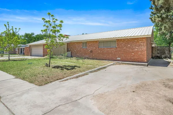 $329,000 | 1018 South Bryan Street, Amarillo, TX 79102
