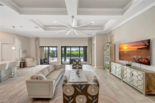 $15,000 | 9574 Everglades Boulevard North, Naples, FL 34120