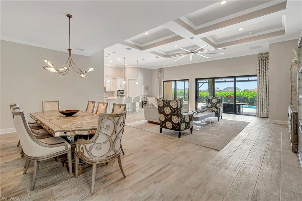 9574 Everglades Boulevard North Naples, FL 34120 - Photo 5 of 45 Dining Area