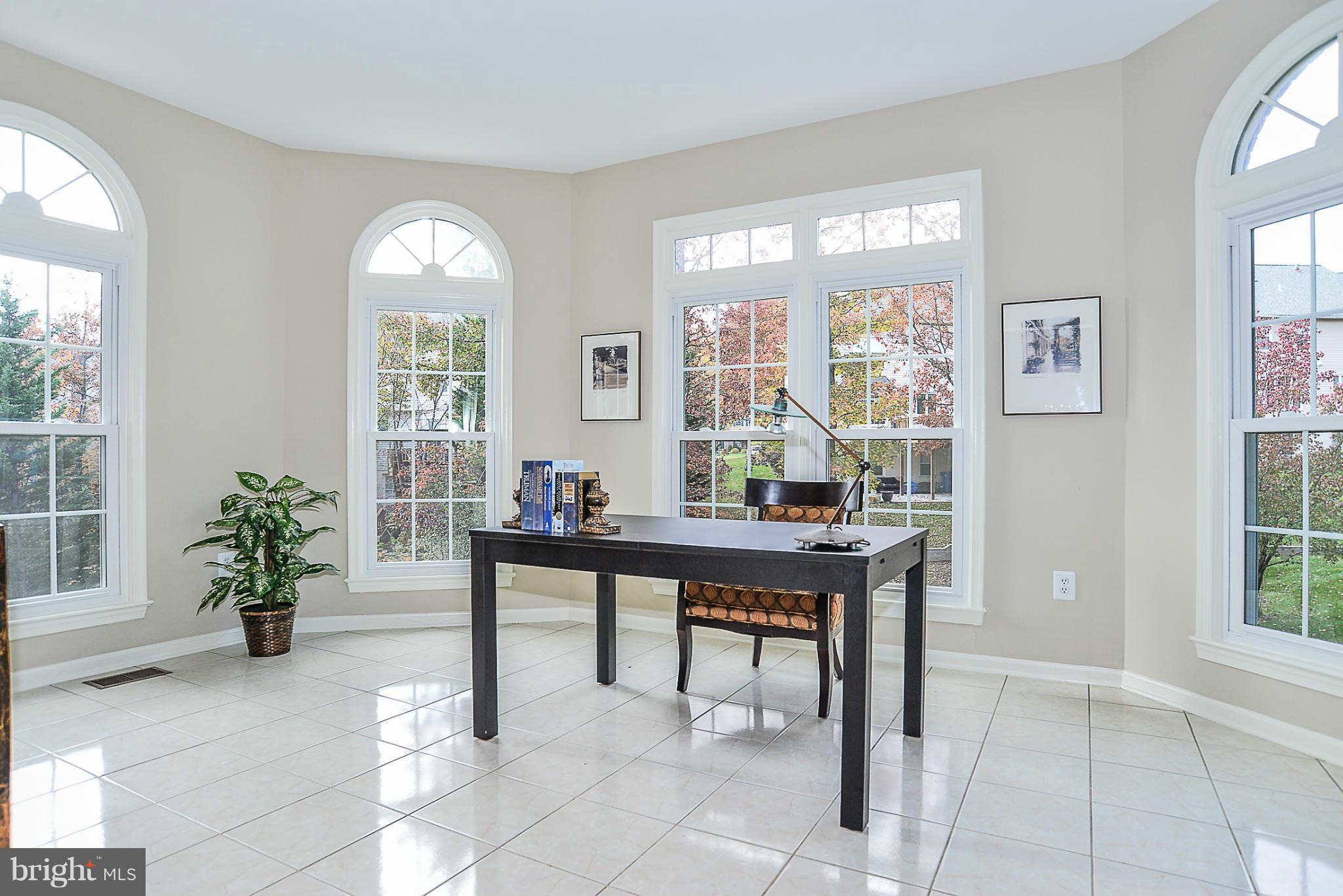 8963 Scott Street Springfield, VA 22153 - Photo 14 of 30 Interior (General)