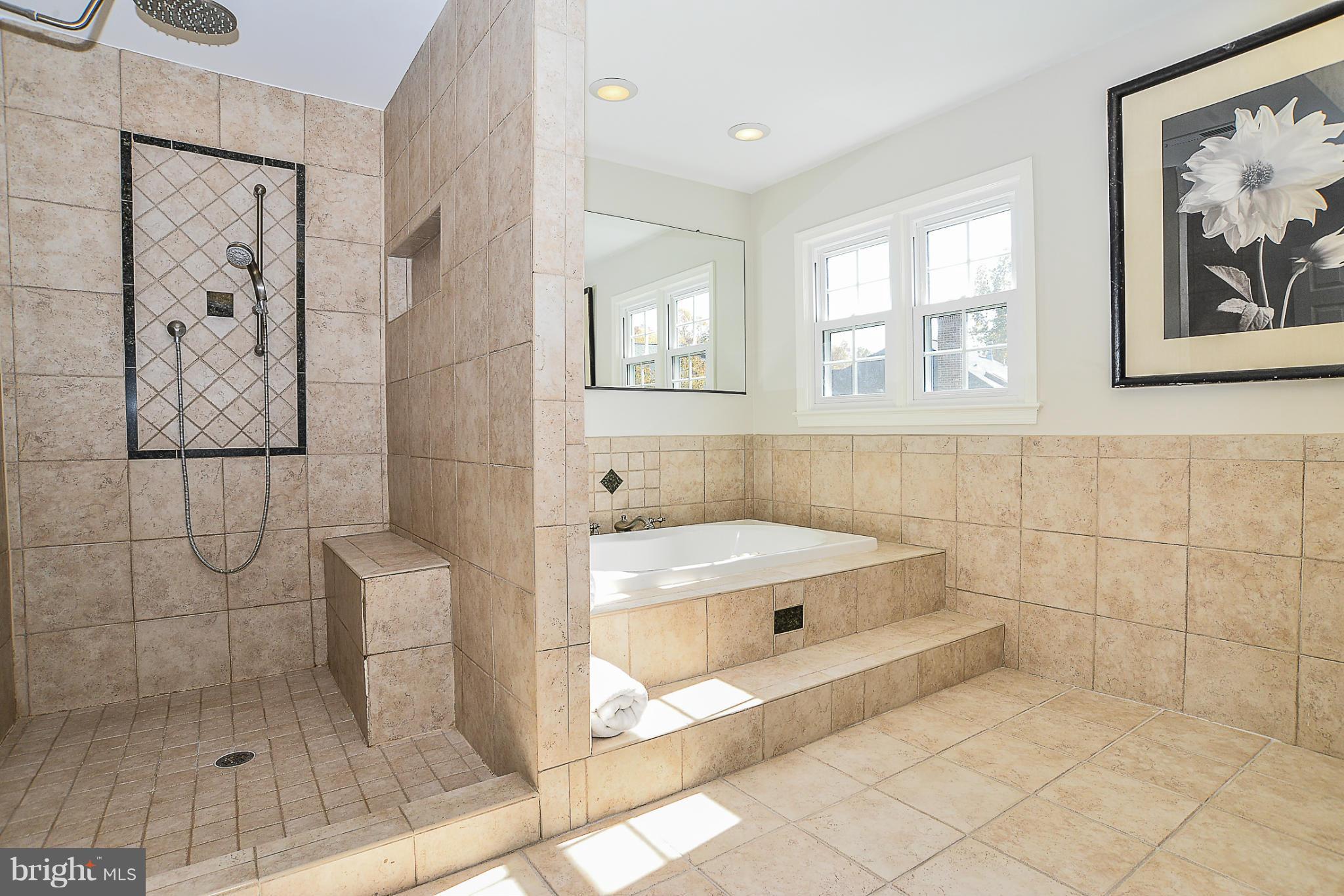 8963 Scott Street Springfield, VA 22153 - Photo 19 of 30 Bath (Master)