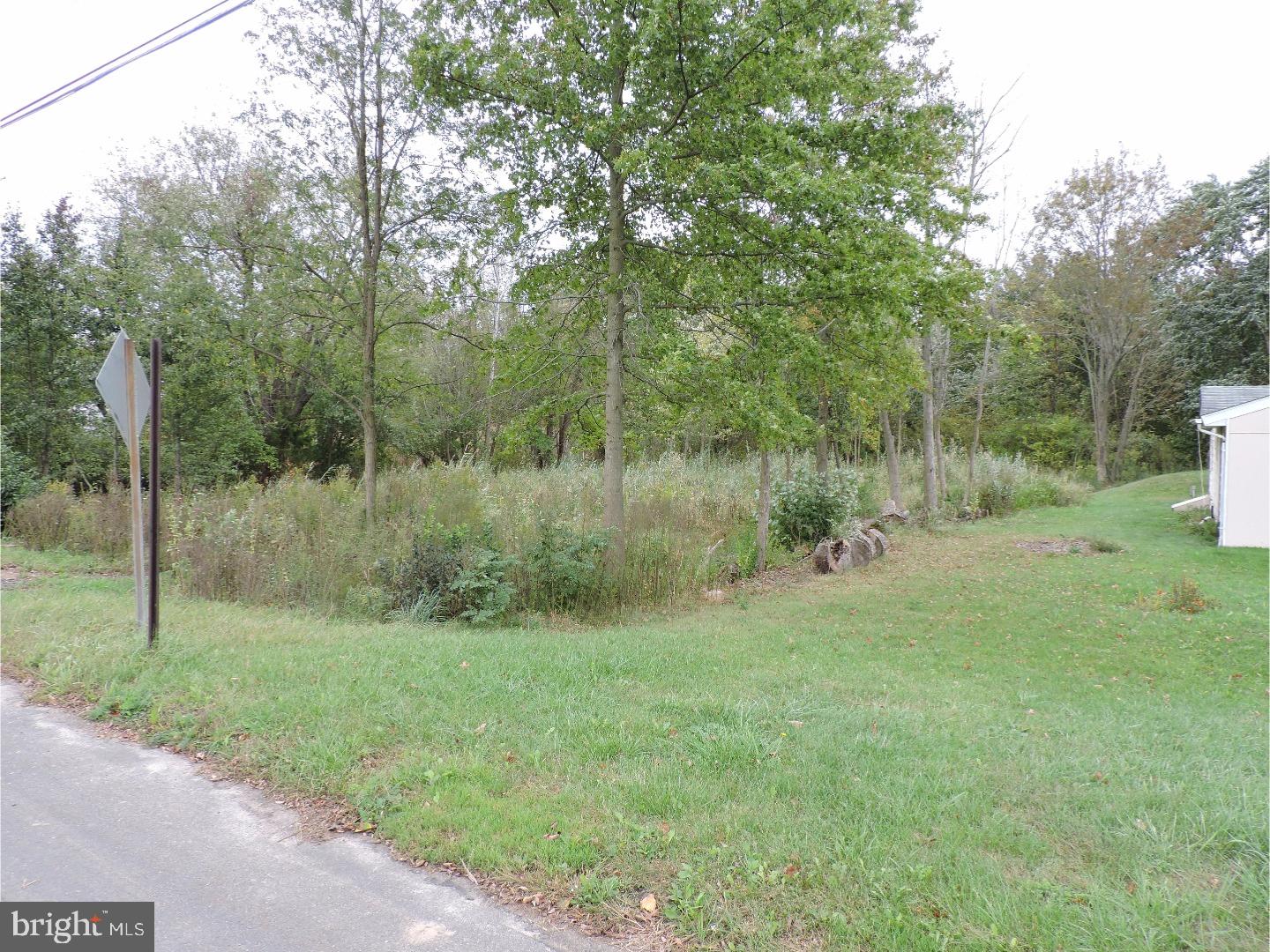 366 Croshaw Road Wrightstown, NJ 08562 - Photo 4 of 25