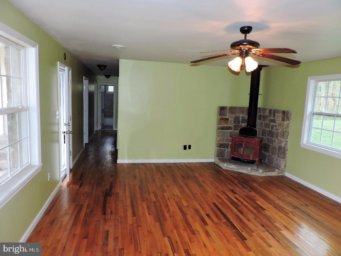 366 Croshaw Road Wrightstown, NJ 08562 - Photo 6 of 25