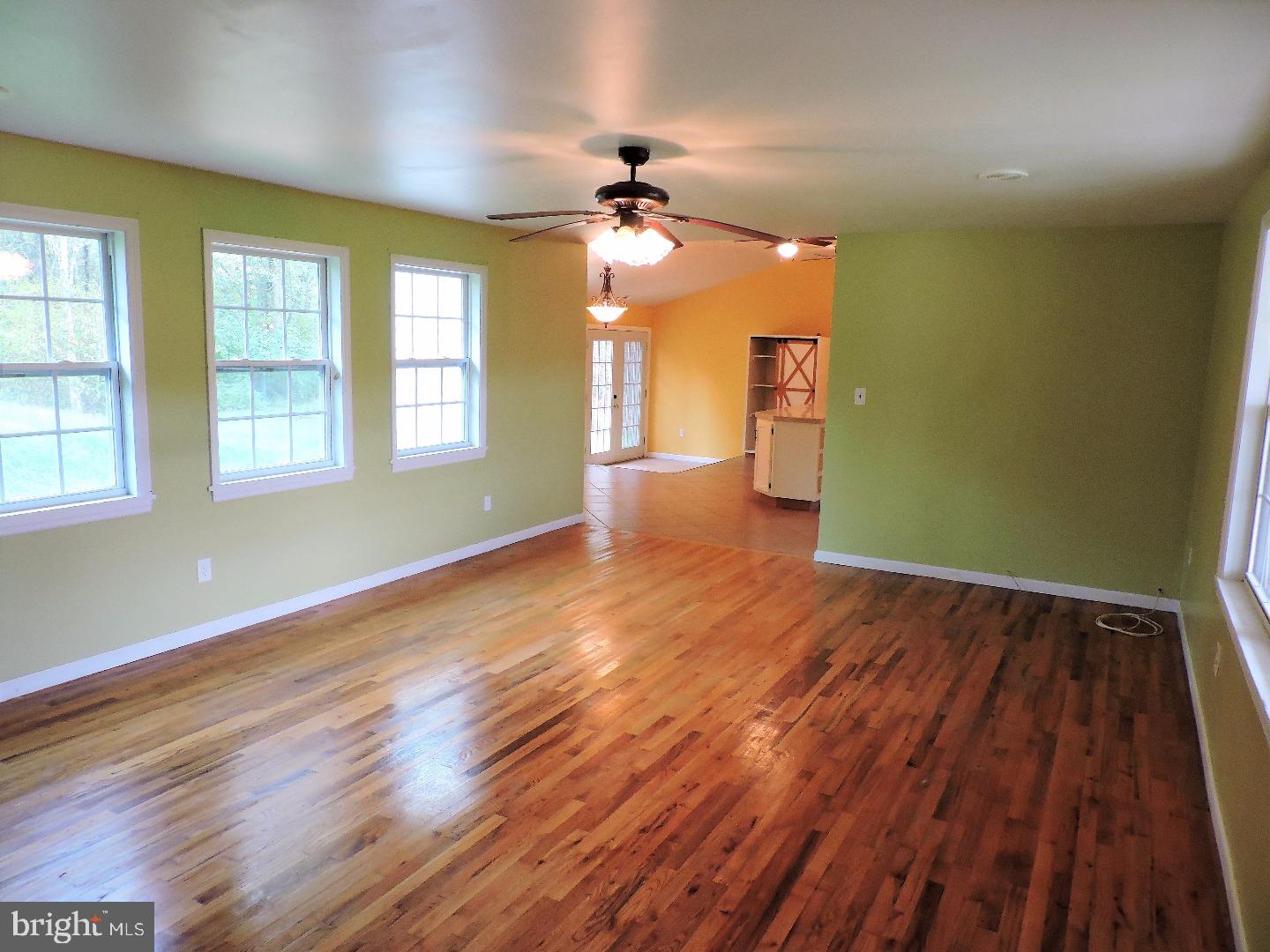 366 Croshaw Road Wrightstown, NJ 08562 - Photo 7 of 25