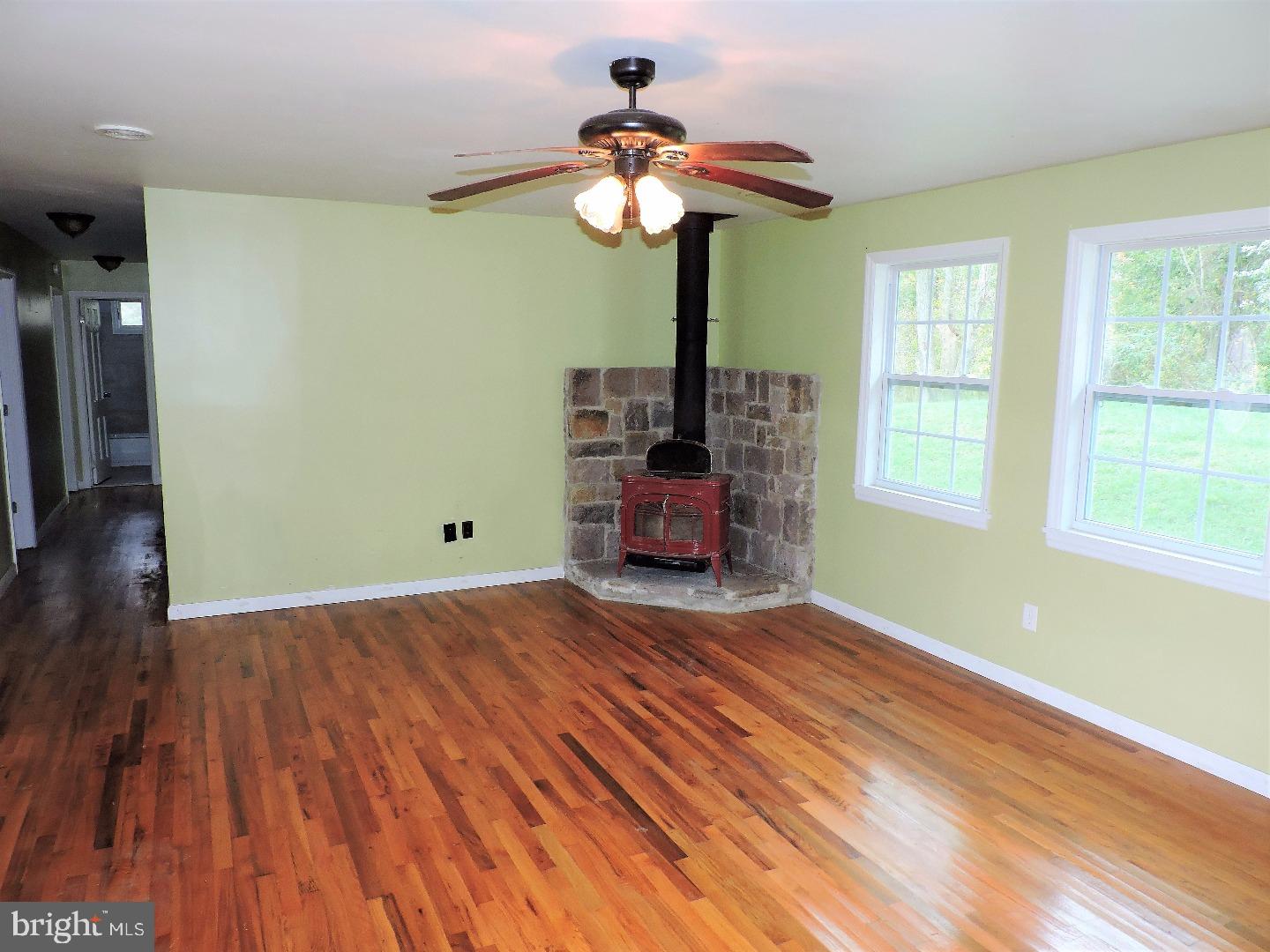 366 Croshaw Road Wrightstown, NJ 08562 - Photo 8 of 25
