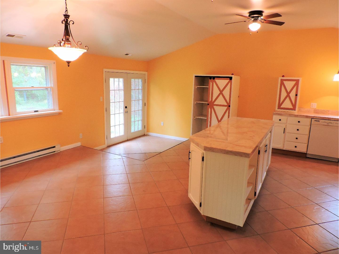 366 Croshaw Road Wrightstown, NJ 08562 - Photo 9 of 25