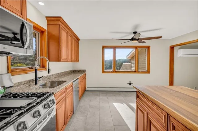 $429,900 | 305 Twist Run Road, Endicott, NY 13760