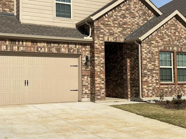 $2,495 | 10517 Breezeway Drive, Aubrey, TX 76227