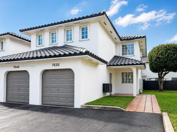 $2,200 | 7532 Northwest 176th Street, Unit 1, Hialeah, FL 33015