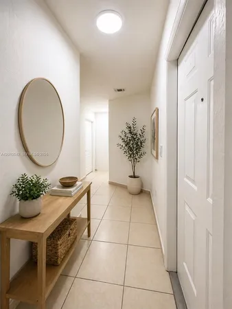 $2,200 | 7532 Northwest 176th Street, Unit 1, Hialeah, FL 33015