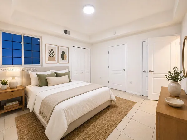 $2,200 | 7532 Northwest 176th Street, Unit 1, Hialeah, FL 33015