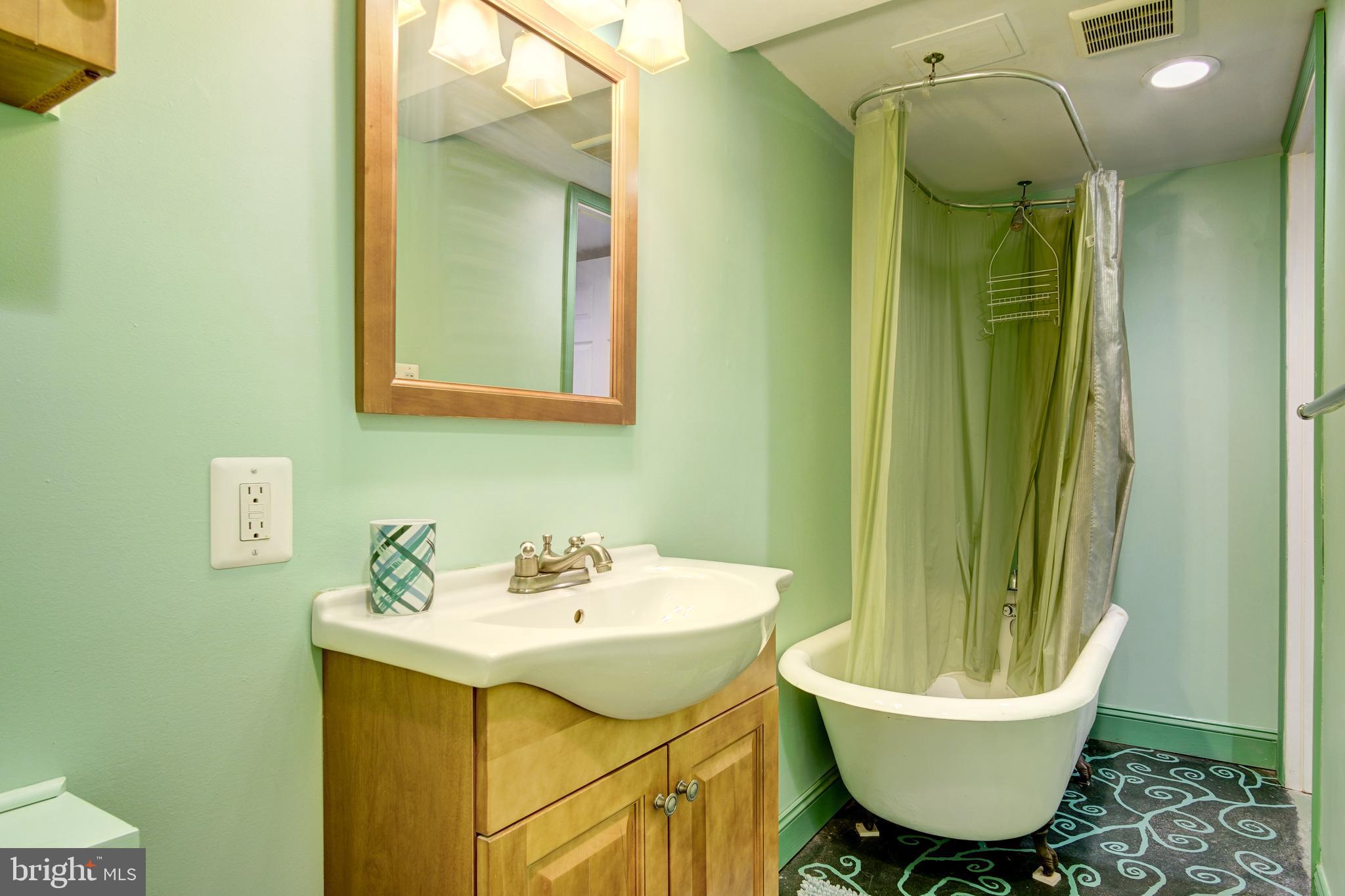 127 Longfellow Street Northwest Washington, DC 20011 - Photo 45 of 49