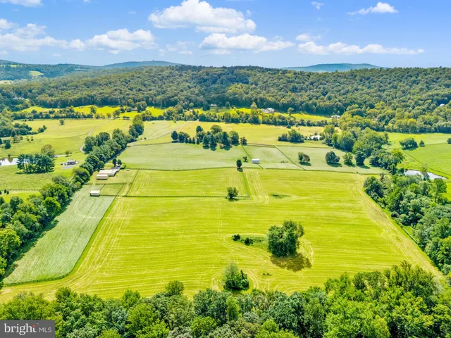$4,500,000 | 3418 Halfway Road, The Plains, VA 20198