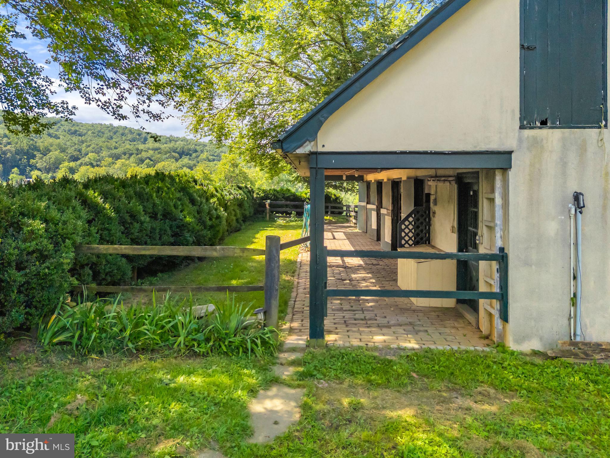 3418 Halfway Road The Plains, VA 20198 - Photo 61 of 106 a view of a house with backyard and garden