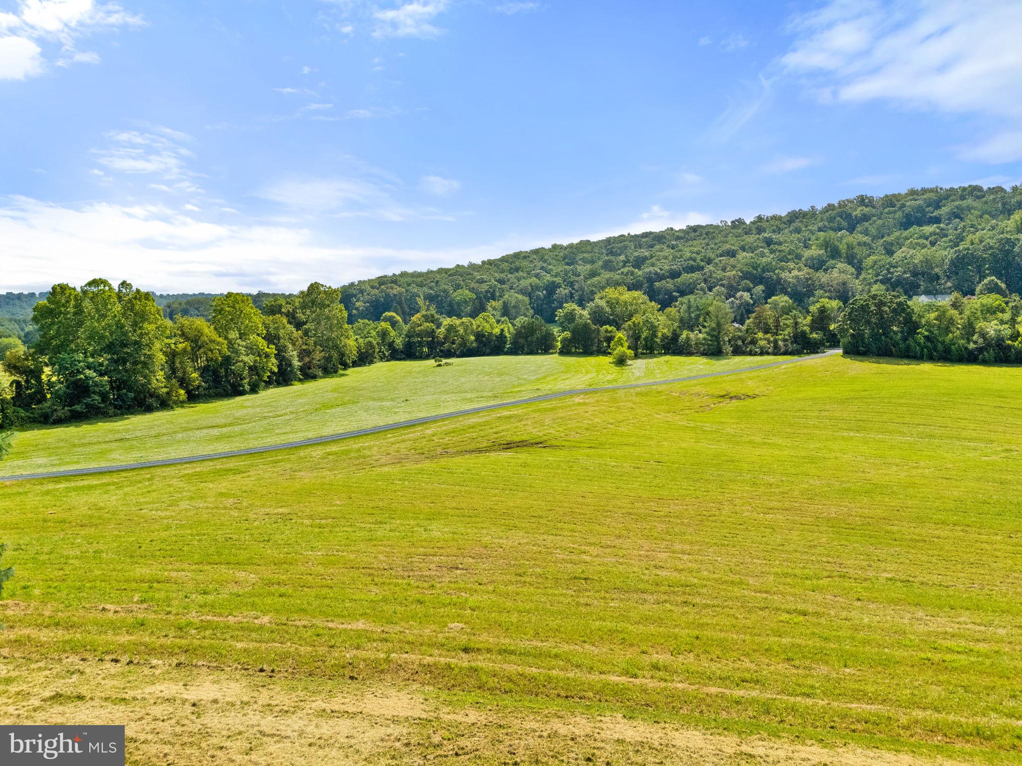 3418 Halfway Road The Plains, VA 20198 - Photo 99 of 106 a view of an ocean