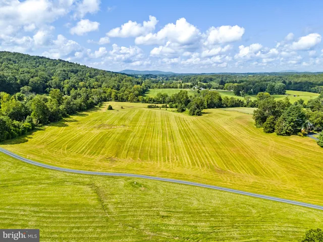 $4,500,000 | 3418 Halfway Road, The Plains, VA 20198