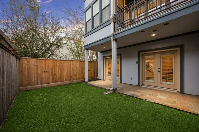 $750,000 | 4226 Law Street, Unit B, Houston, TX 77005