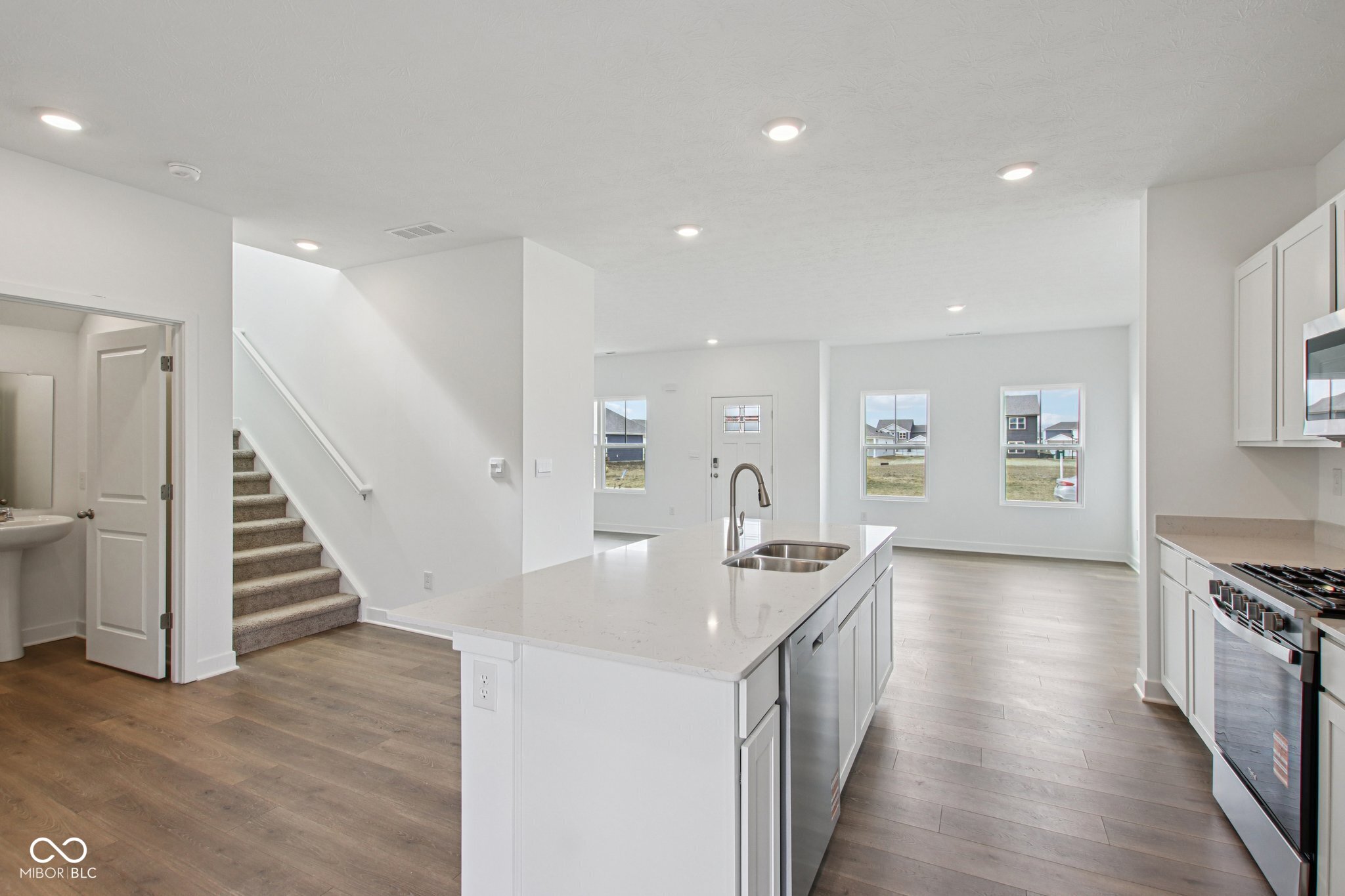 215 Springfield Crossing Greenfield, IN 46140 - Photo 12 of 35