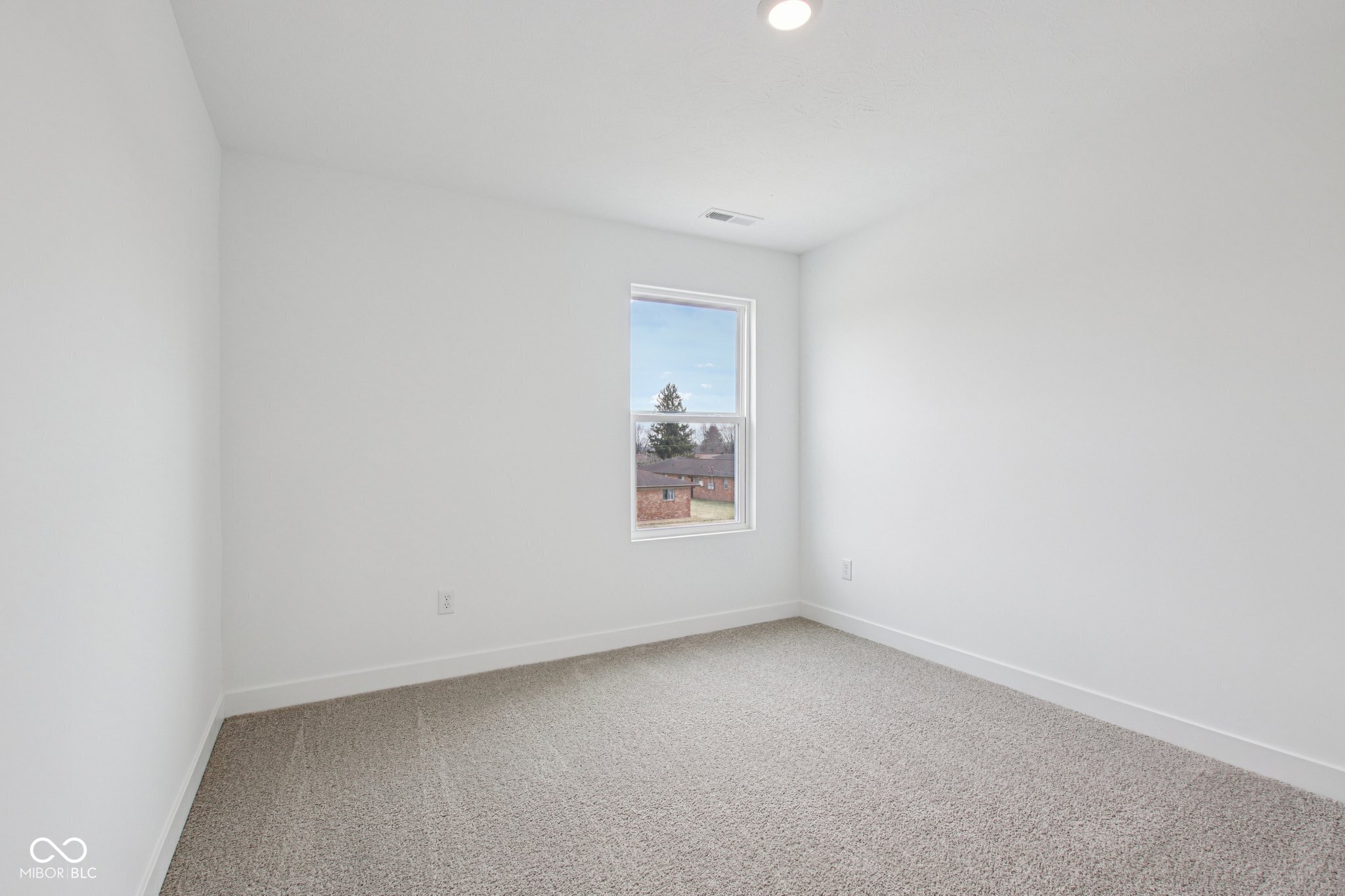 215 Springfield Crossing Greenfield, IN 46140 - Photo 20 of 35