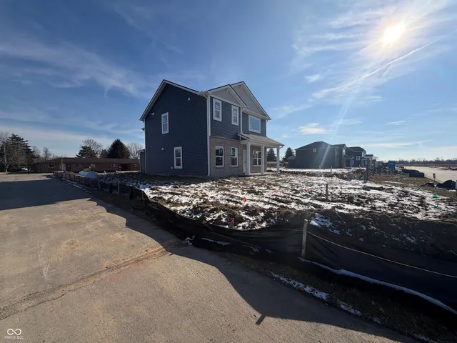 $314,900 | 215 Springfield Crossing, Greenfield, IN 46140