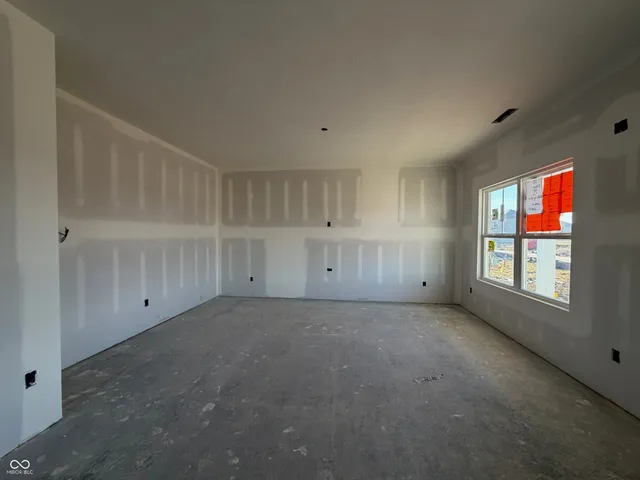 $314,900 | 215 Springfield Crossing, Greenfield, IN 46140