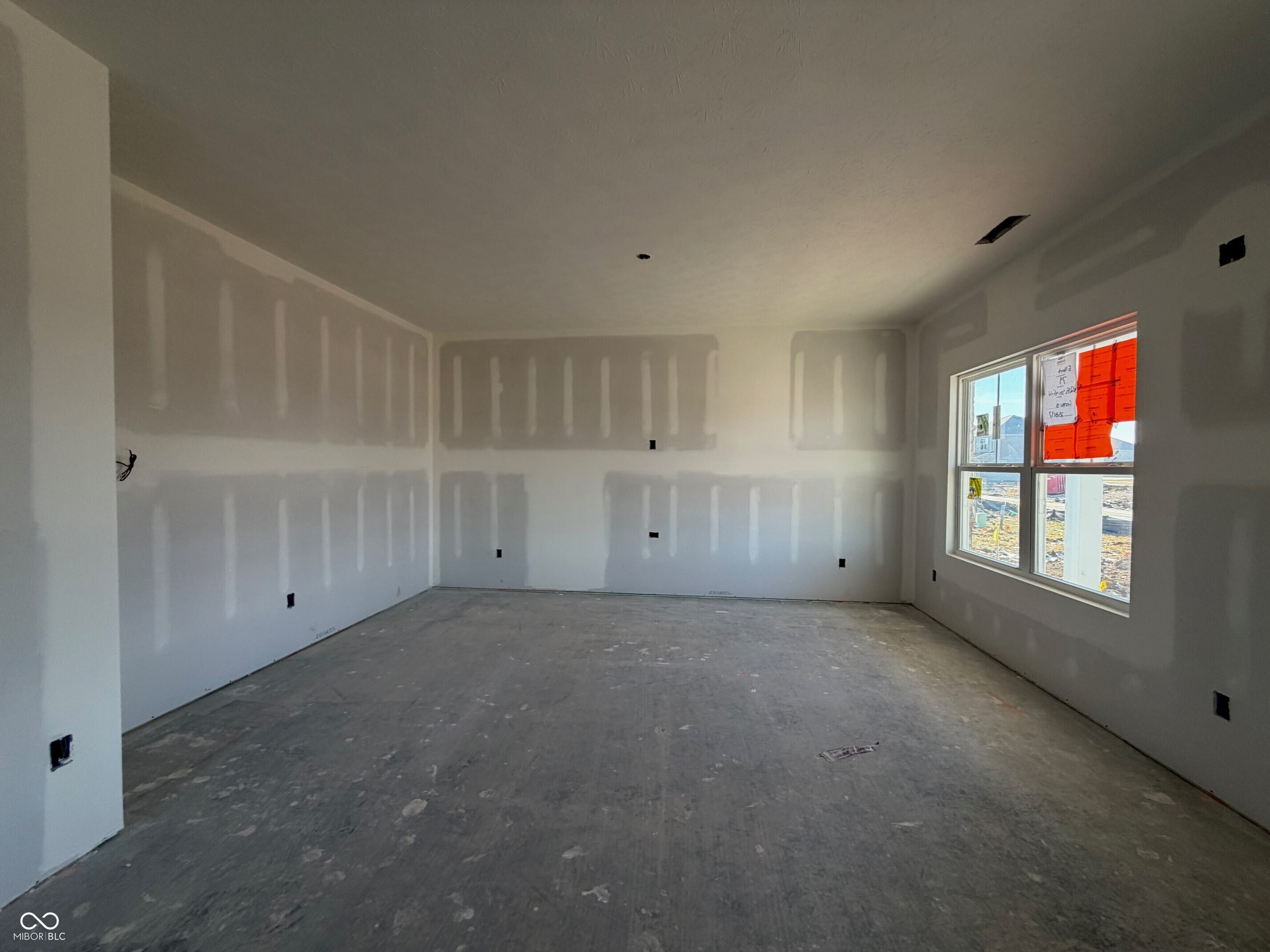 215 Springfield Crossing Greenfield, IN 46140 - Photo 3 of 8