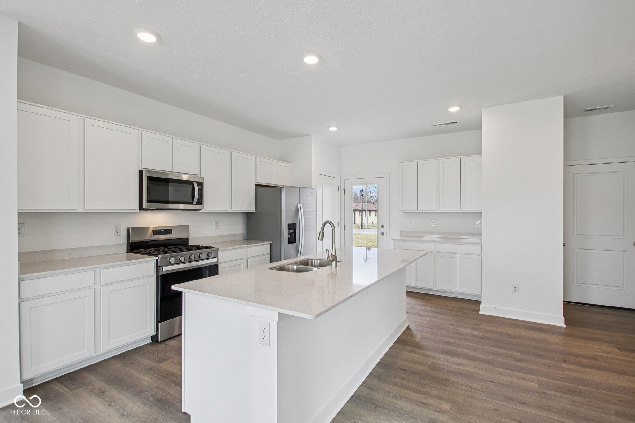 215 Springfield Crossing Greenfield, IN 46140 - Photo 10 of 35