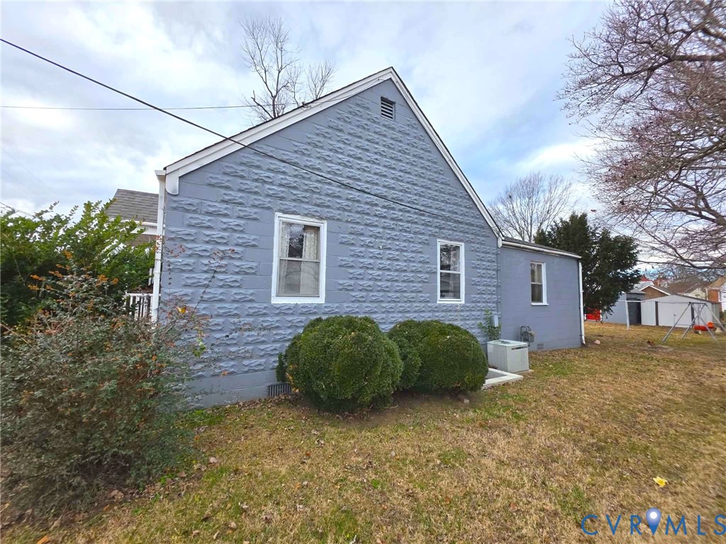 402 Stuart Avenue Colonial Heights, VA 23834 - Photo 16 of 19