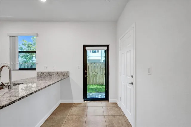 $525,000 | 1600 Southwest 28th Street, Fort Lauderdale, FL 33315