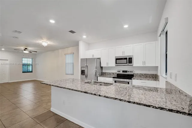 $525,000 | 1600 Southwest 28th Street, Fort Lauderdale, FL 33315