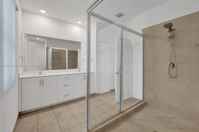 $525,000 | 1600 Southwest 28th Street, Fort Lauderdale, FL 33315