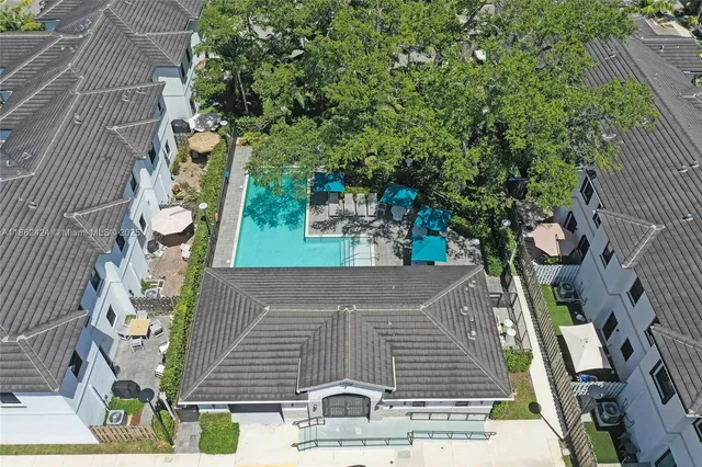 $525,000 | 1600 Southwest 28th Street, Fort Lauderdale, FL 33315