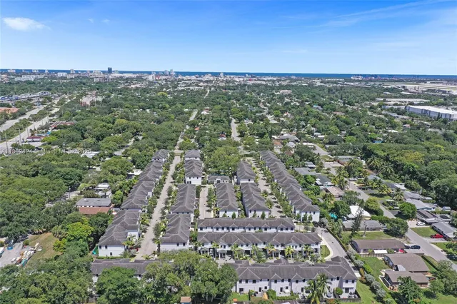 $525,000 | 1600 Southwest 28th Street, Fort Lauderdale, FL 33315