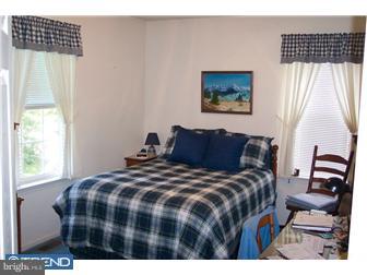 512 School House Road Williamstown, NJ 08094 - Photo 9 of 12 Bedroom 2