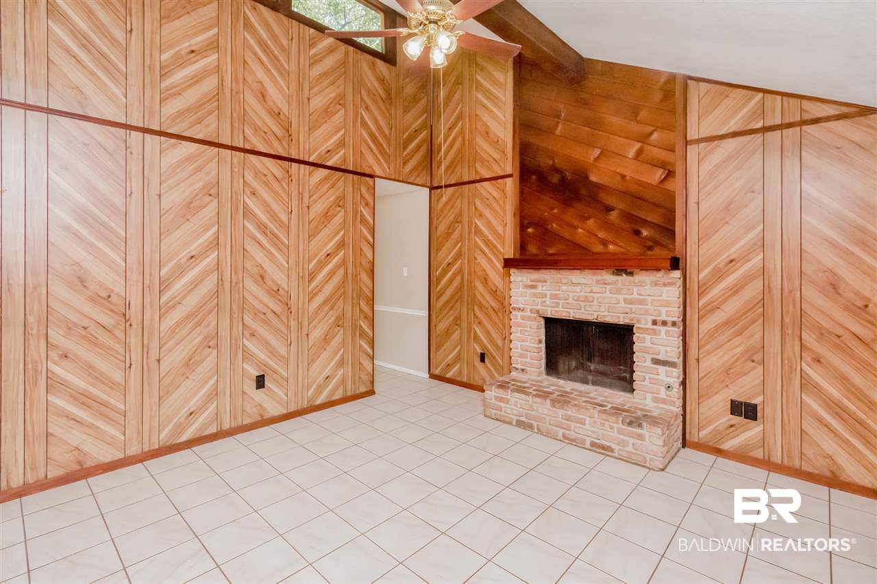 1379 Barker Drive East Mobile, AL 36608 - Photo 3 of 23