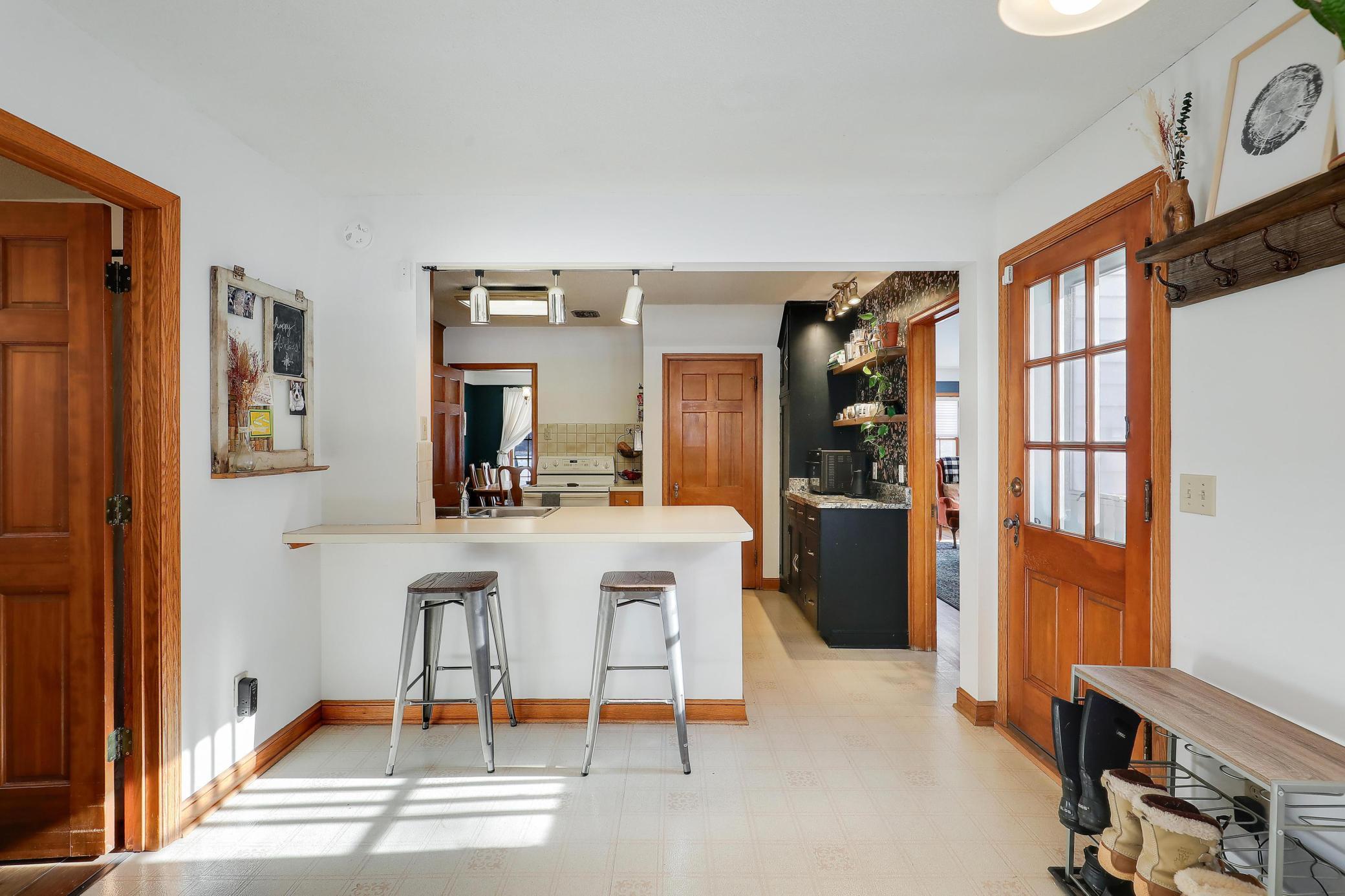 1979 Snelling Avenue North Roseville, MN 55113 - Photo 14 of 71