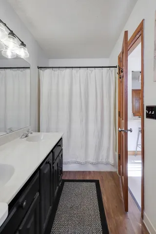 $450,000 | 1979 Snelling Avenue North, Roseville, MN 55113