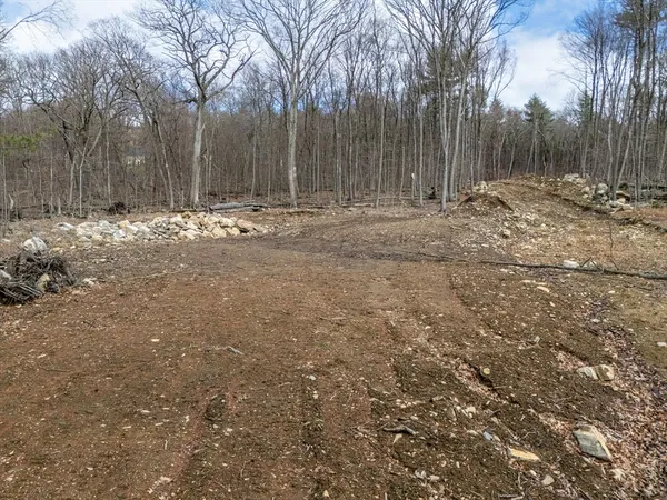 $599,000 | 98 Meadow Road, Bolton, MA 01740
