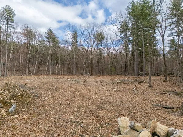 $599,000 | 98 Meadow Road, Bolton, MA 01740