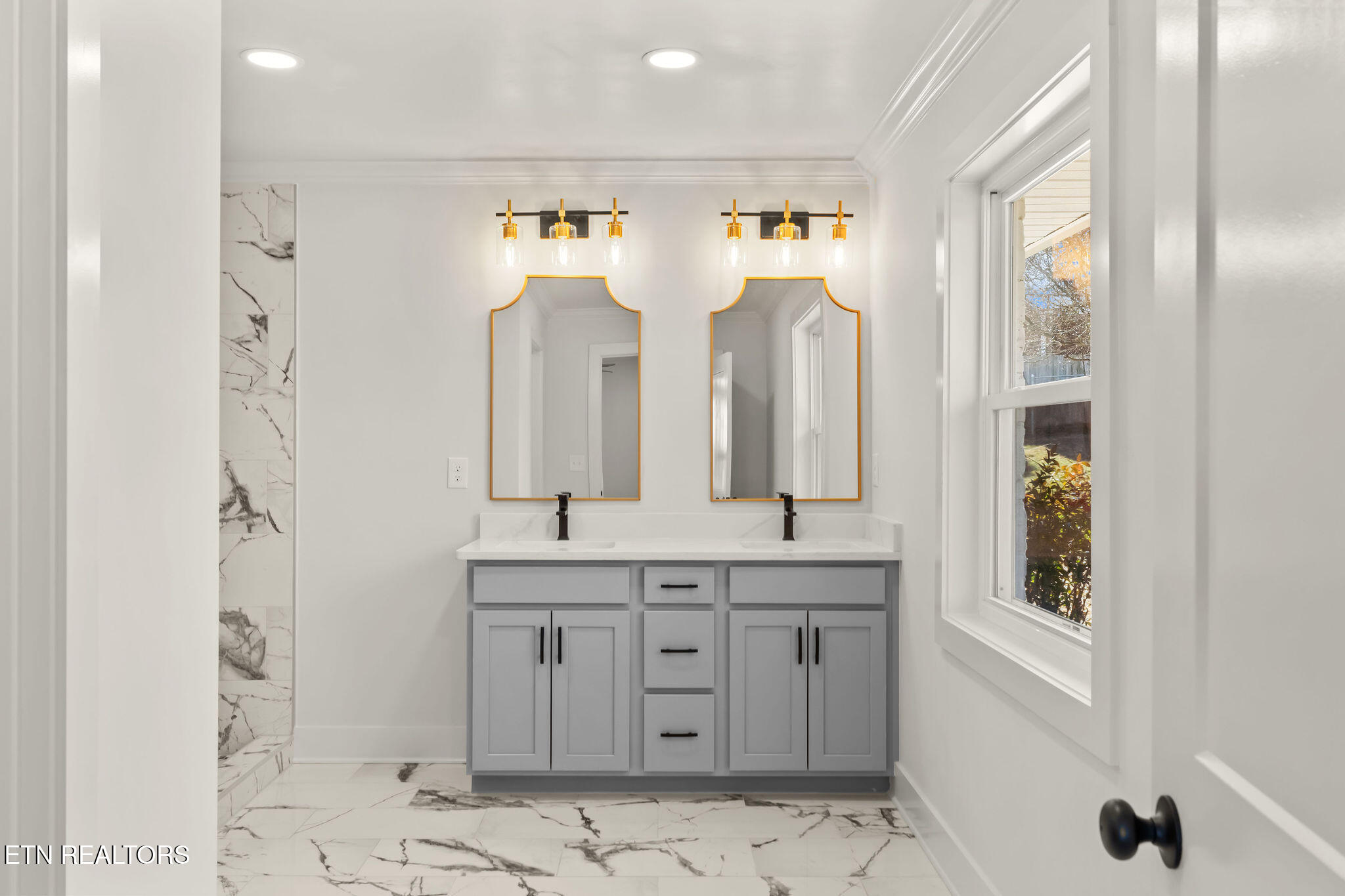 221 Medford Road Knoxville, TN 37922 - Photo 17 of 35 DSC03740