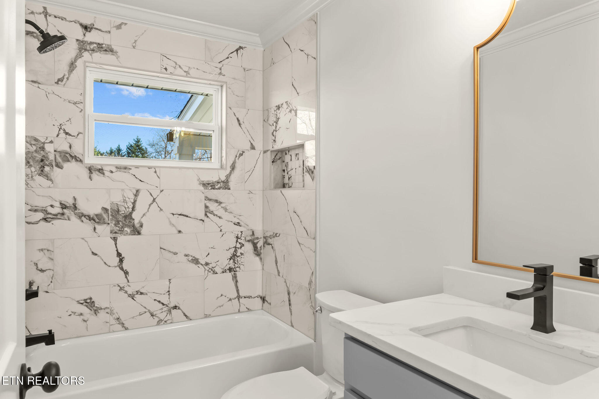 221 Medford Road Knoxville, TN 37922 - Photo 20 of 35 DSC03695