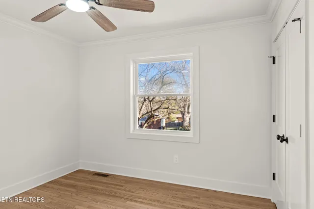 $485,000 | 221 Medford Road, Knoxville, TN 37922