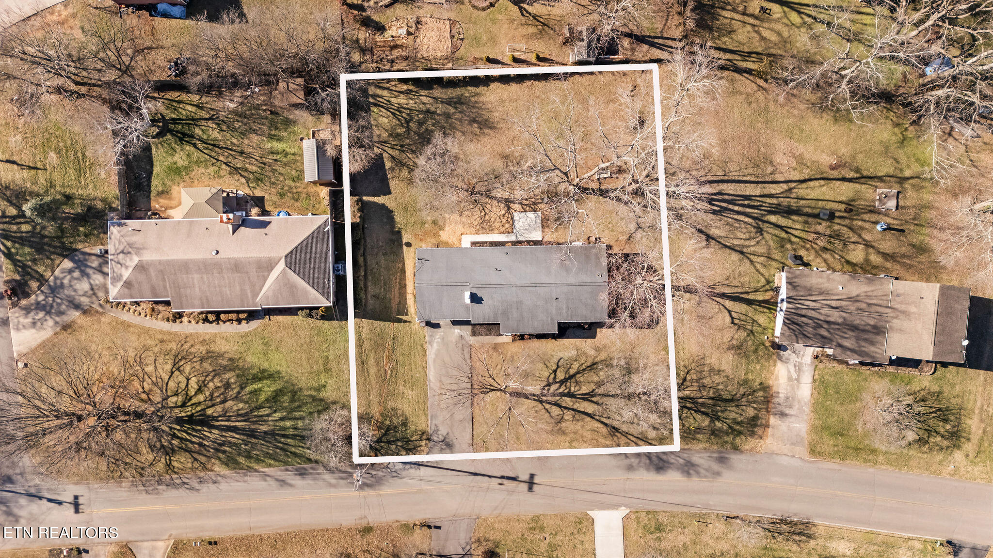 221 Medford Road Knoxville, TN 37922 - Photo 32 of 35 DJI_20260120115825_0001_D